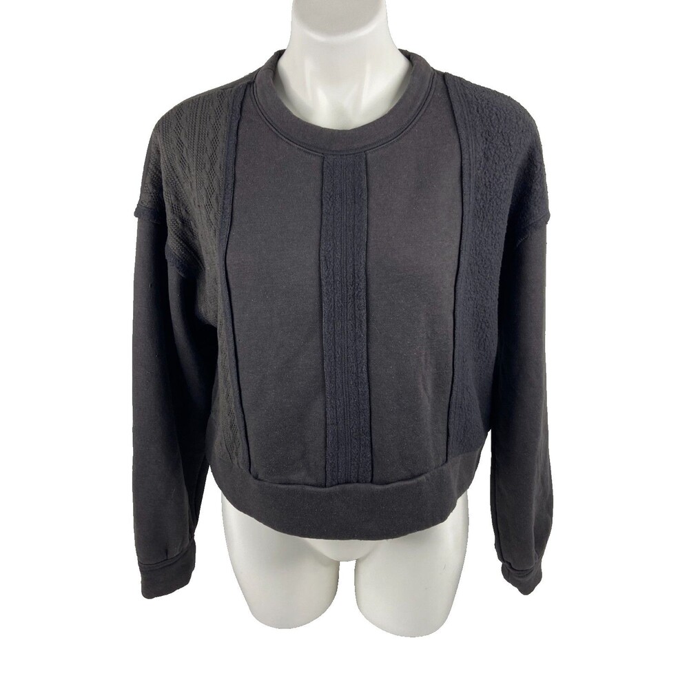 Very J Women Medium Charcoal Gray Sweatshirt Top Striped Quilt Pattern NWT